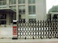 高品质不锈钢伸缩门